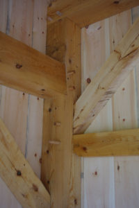 shed-detail-corner